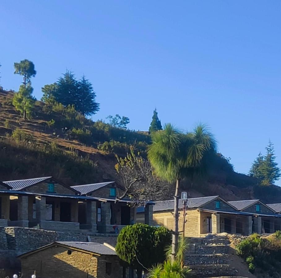 Pauri Meraki Huts מראה חיצוני תמונה